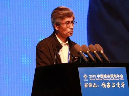 郭仁忠：尽快遏制城市简单过度扩张