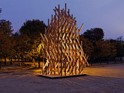 隈研吾在巴黎展示新概念设计