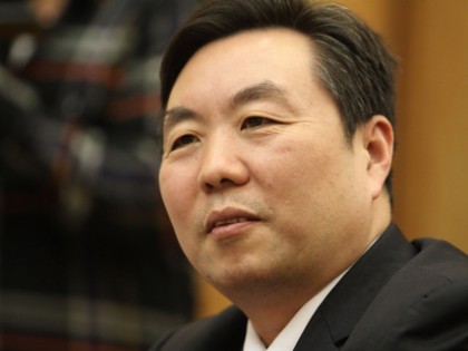 乔新生：房地产业应断臂求生