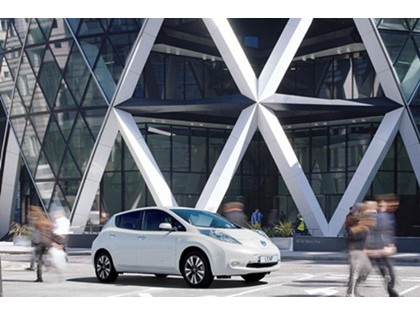 福斯特为日产汽车公司设计“未来燃料站”