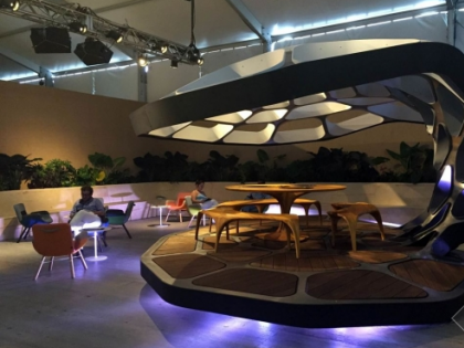 扎哈·哈迪德设计的装配式饭厅