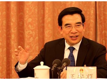 王安顺：违章建筑零增长要靠“朝阳群众