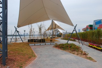 珠江啤酒厂沿江景观/Atelier cnS