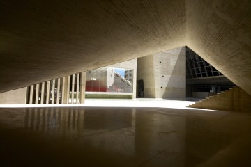 USJ校园创新体育设施/109 Architects with Youssef Tohmé
