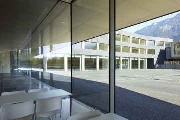 圣莫里斯学校/Graeme Mann & Patricia Capua Mann
