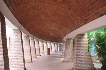 古巴国家艺术馆/Ricardo Porro, Vittorio Garatti and Robert Gattardi
