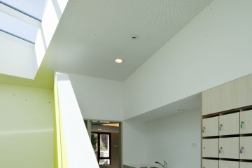 大玩具般的 HQE Bruyn街托儿所/B612