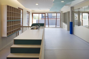 大玩具般的 HQE Bruyn街托儿所/B612