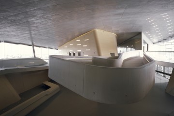 萨勒诺海运码头/Zaha Hadid Architects