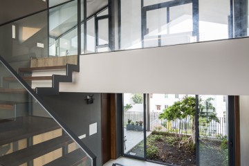 漂浮住宅/Nguyen Dinh Gioi, Nguyen Van Anh