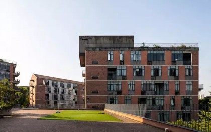 现代建筑巡游——刘家琨：四川美术学院教学楼